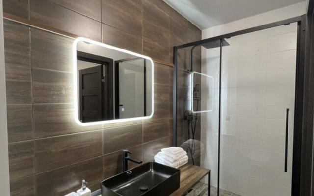 Moon Laith Apartments