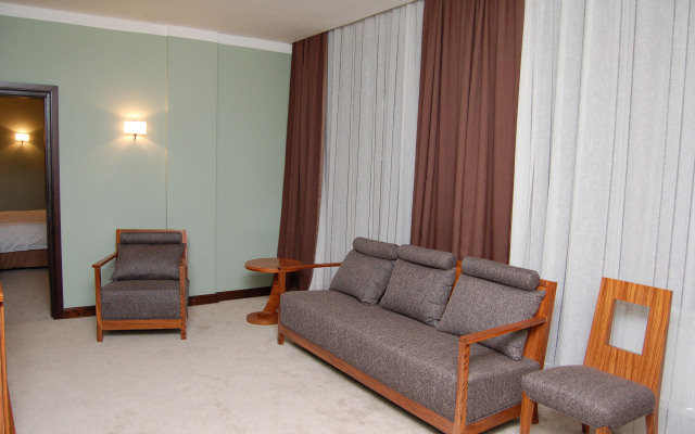 Rezidentsiya  Hotel