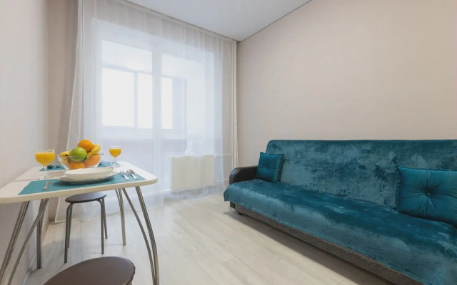 Na Ulitse Parkhomenko 156b Flat