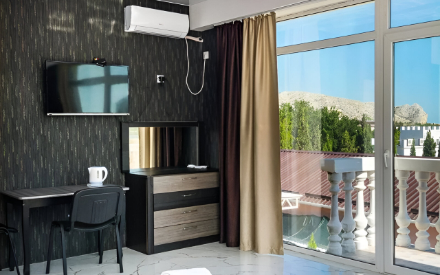 Sudak Delyuks Guest House
