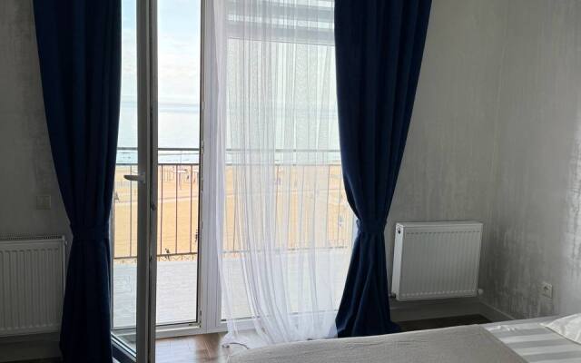 Апартаменты На берегу Моря 7