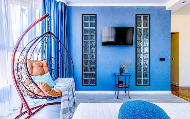 Апартаменты Комфорт с Красивым Видом Юг-Апарт