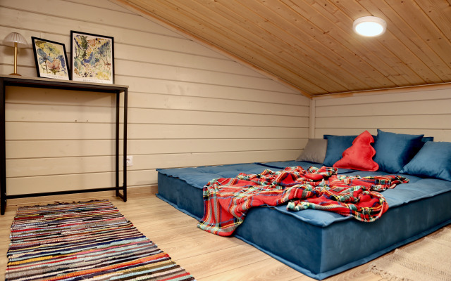 Частный дом у Мичуринского озера