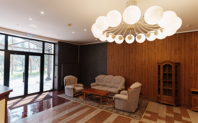 Grand Park Nalchik Hotel