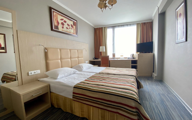 Hotel Astrus- Central House of Tourist Moscow