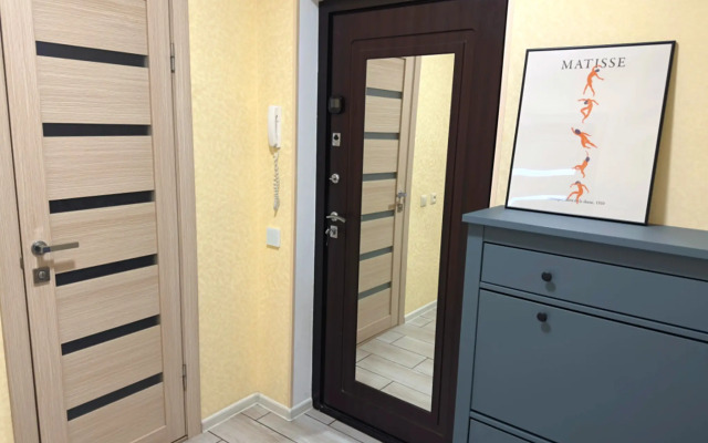 Квартира Замечательная 1-к рядом с Клиникой 3Z