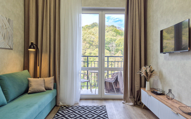 Dvukhurovnevaya Na 12 Etazhe S Vozmozhnostyyu Beskontaktnogo Zaseleniya Flat