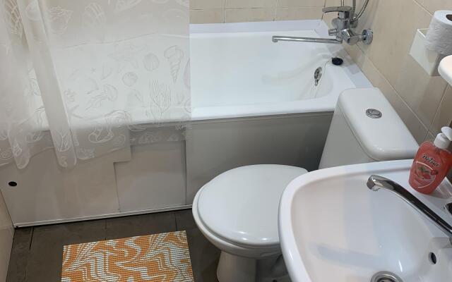 Prekrasnaya Studiya V Samom Centre Goroda Tyumeni 50 Let VLKSM 13/3 Flat