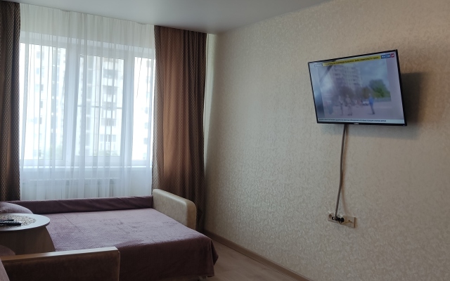 V Tsentre Dzerzhinskogo Rayona Flat