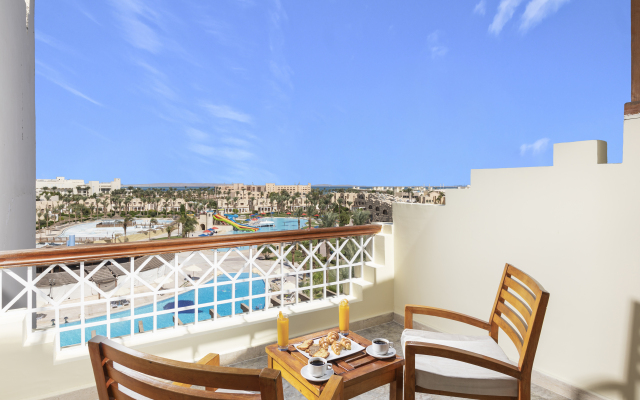 Royal Lagoons Resort & Aqua Park Families and Couples ONLY