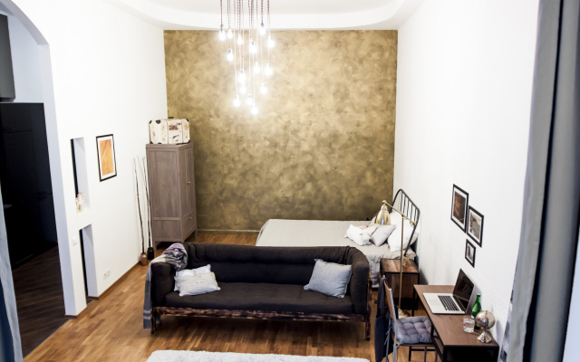 Апартаменты с эркером Александра Блока