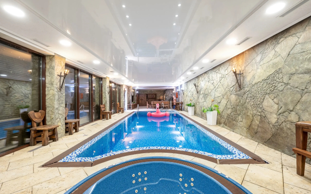 Частный дом в Сестрорецке с Баней и Бассейном