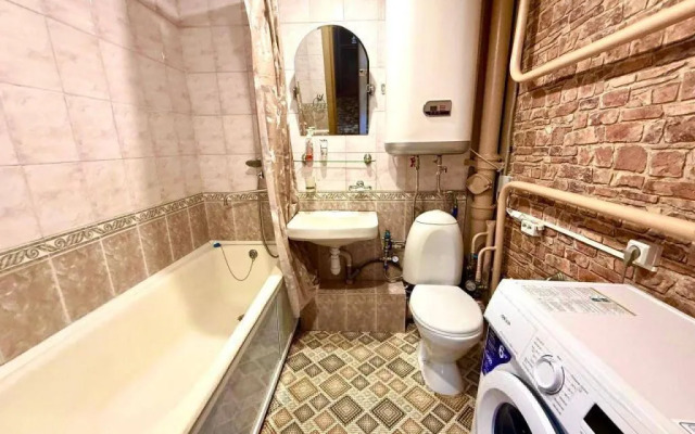 Na Ul. Shilkinskaya 6 Flat