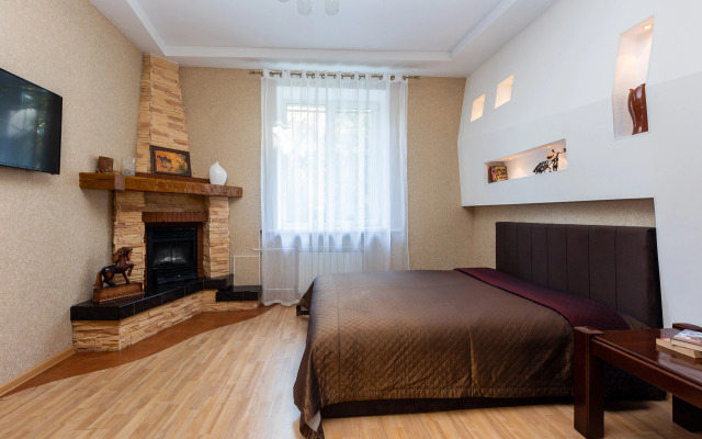 Na Ploschadi Pobedy Apartments