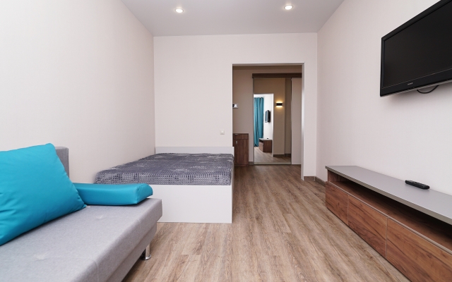 Апартаменты на Аделя Кутуя