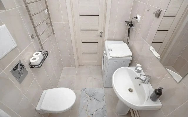 V Dome S Zakrytoy Territoriey Flat