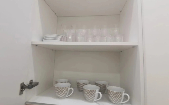 37m s Krovatyu i Divanom Apartment