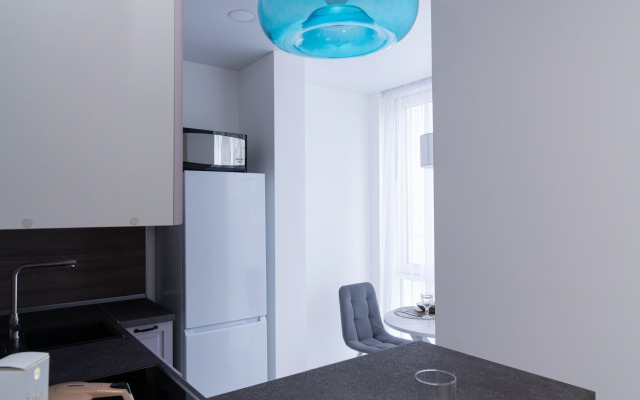 Апартаменты-студия 30 кв.м. с двуспальным диваном и панорамной зоной, 15 этаж