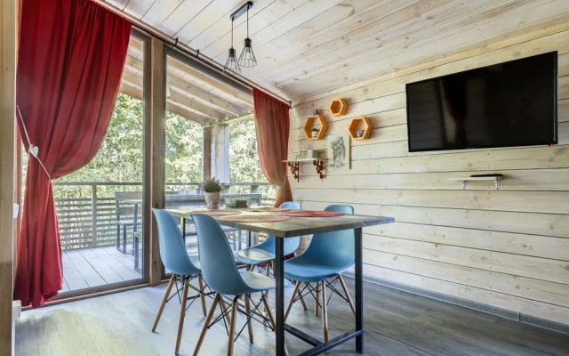 Частный дом у озера Кипень