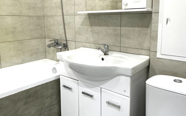 Studia V Tsentre Bresta S Kruglosutochnym Zaseleniem Apartments
