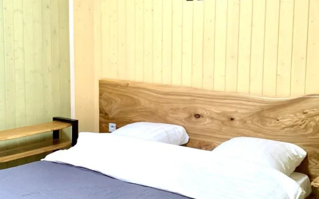 Azgard Hotel