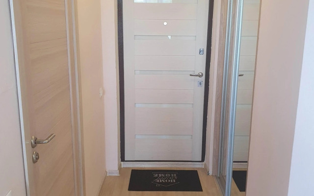 Svetlaya Studiya V  Zhk Aprel Flat