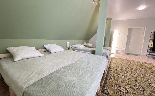 Апартаменты студия NHome Чердак