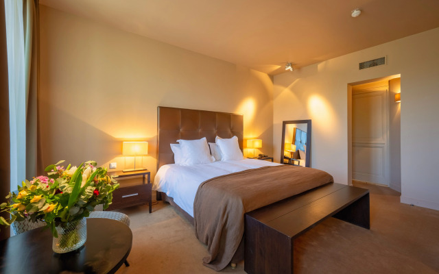 Отель Ligaro - Jarnac