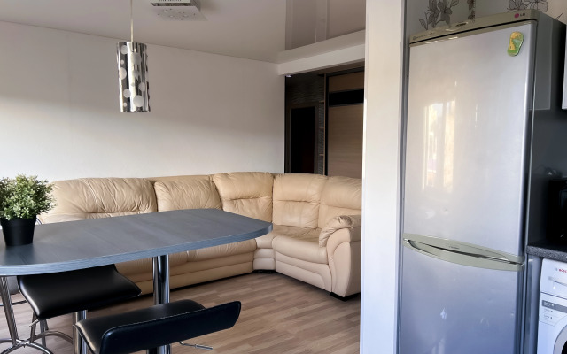 Квартира 3-комнатная на Баумана 12