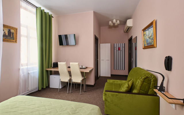 Dom Khudozhnikov Korovinykh Mini-hotel