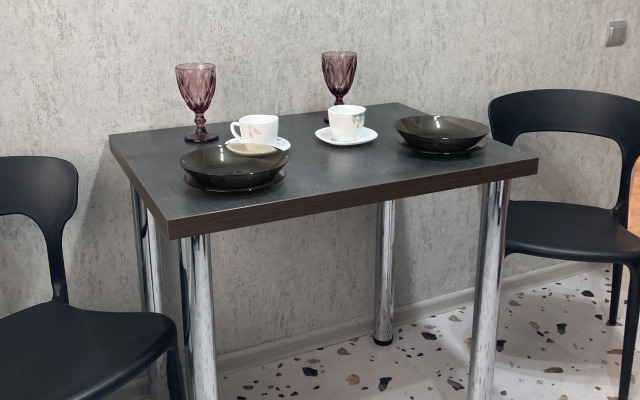 Апартаменты Двухкомнатные рядом сУВЗ, кинотеатр Россия