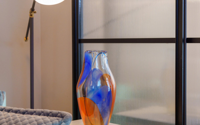 Dizaynerskie Matisse Apart s vydelennoy zonoy spalni Apartments