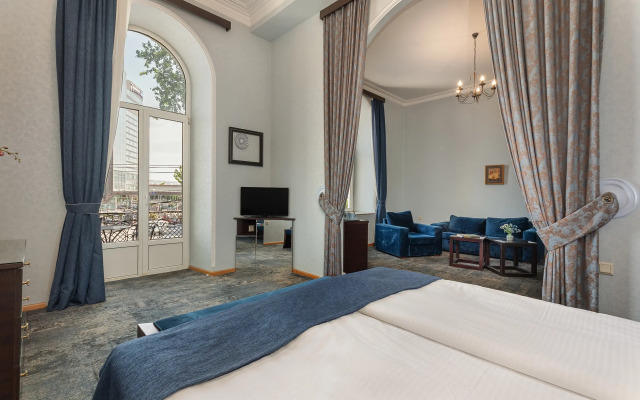 Hotel Bella Casa