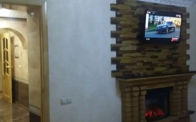 Квартира Уютная с Видом на Сквер с Дизайнерским Ремонтом
