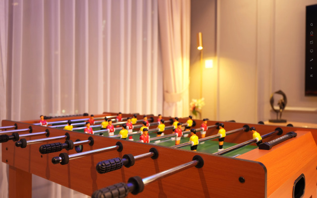 Апартаменты Exclusive Paramount 2BR - Skyline & Game Nights