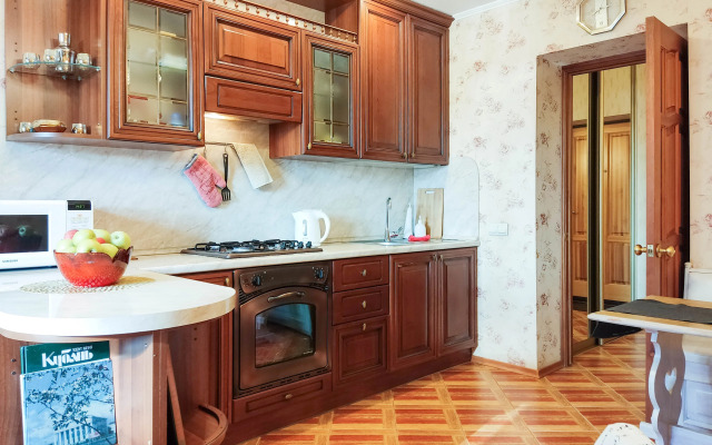 Апартаменты Евродвушка в центре города Сеть ЙоХоум