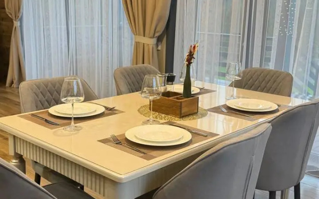 Частный Дом на Новой Риге SherriHouse