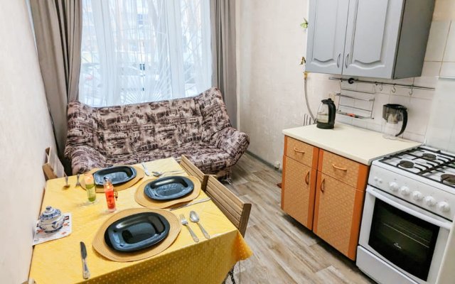 U Vtb (metro Petrovskiy Park) Apartments