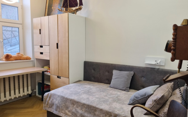 Tihaya kvartira v centre delovoj zhizni Flat
