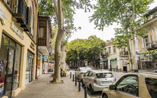 Heart Of The Old Tbilisi Apartments