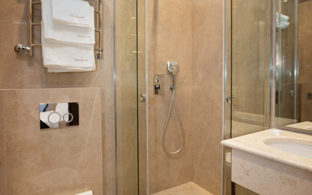 Munib Hotel