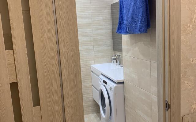 Апартаменты на Инициативной 13