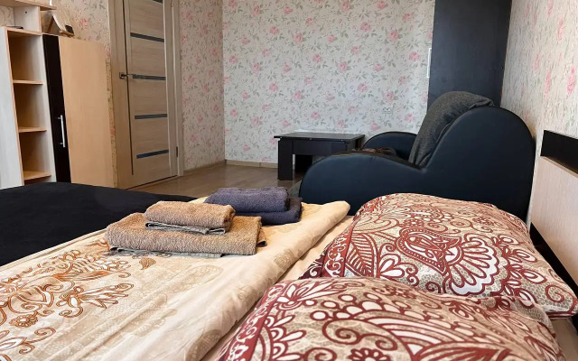 Апартаменты на улице Журавлёва 11/2