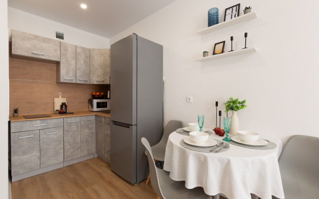 Na Bazovskoy 15b K2 Apartments