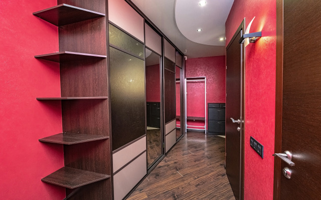 Квартира Просторная на Партизанском проспекте 52