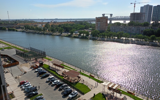 Квартира Green FOX в современном ЖК рядом с рекой