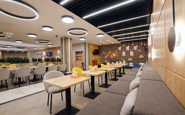 Отель Амакс Сафар