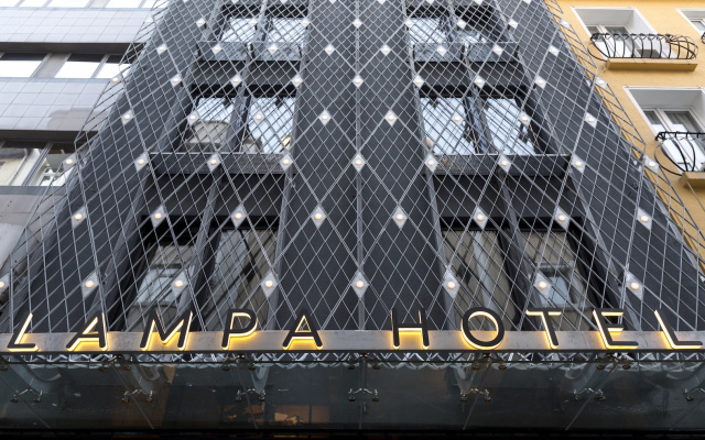 Lampa Design Hotel - Image 2
