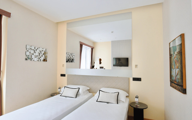 Бутик-отель AH Fashion District