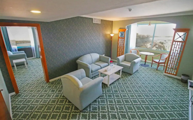 Отель The George Hotel